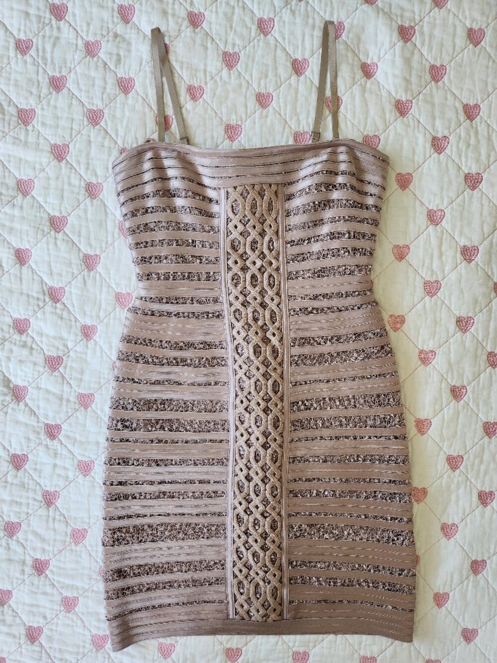 BCBGMAXAZRIA Removeable / Strapless Bodycon Bandage Mini Dress Dusty Pink Size 6